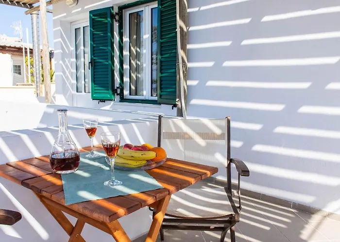 Aparthotel Naxian 3*